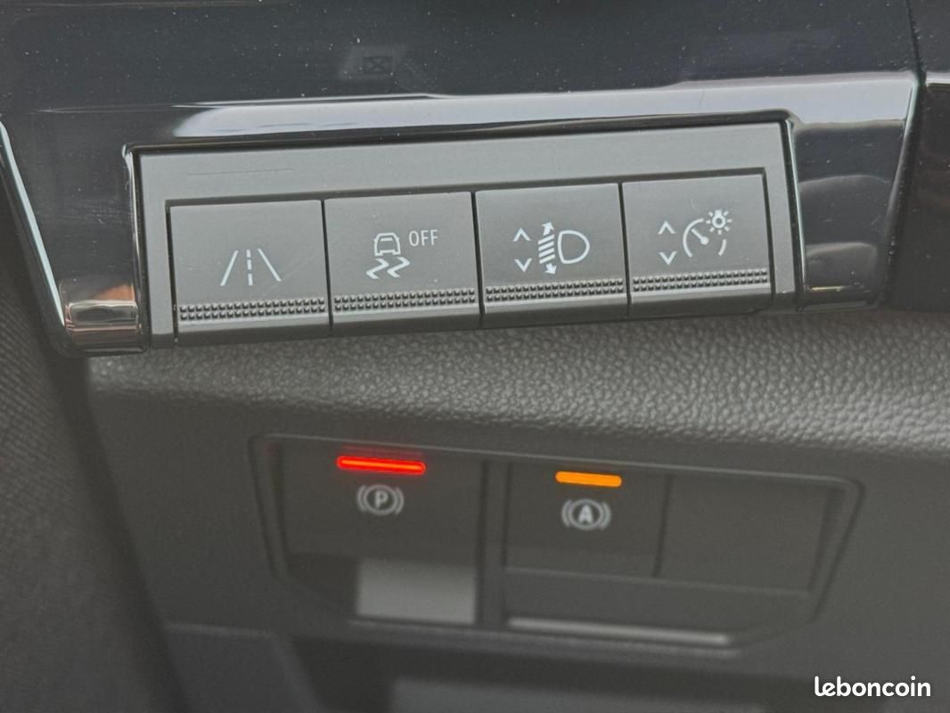 Renault Austral E-Tech hybrid 200 Evolution (image 24)