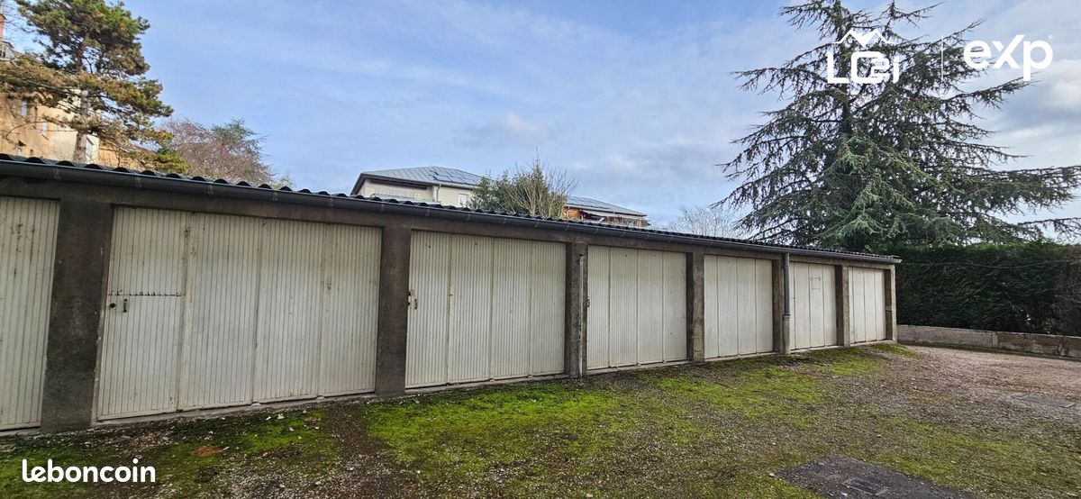 Parking 13 m² · à Chalon-sur-Saône · 13 m² · 12 500 €