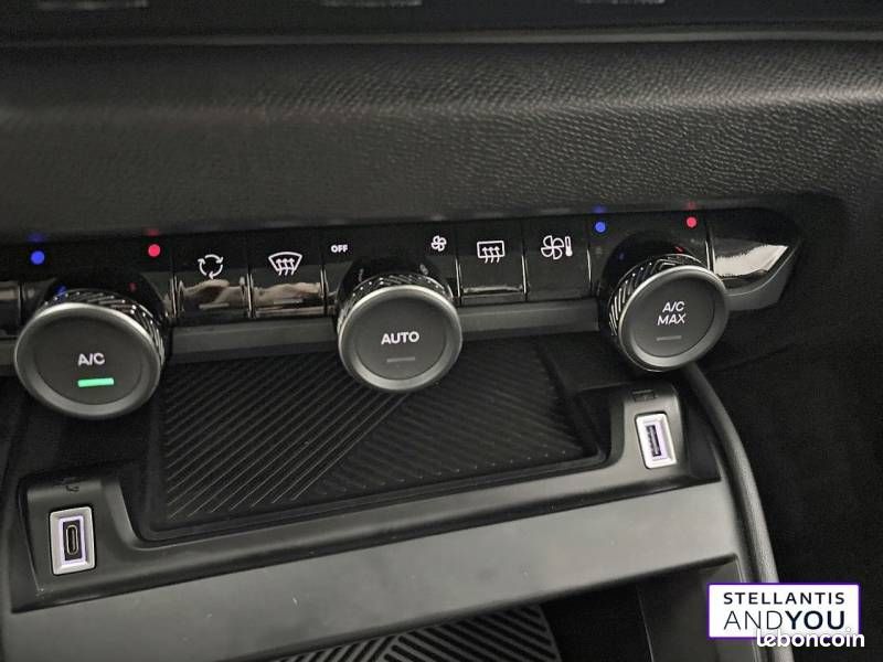Citroën C4 PureTech 130 S&S BVM6 Feel (image 23)