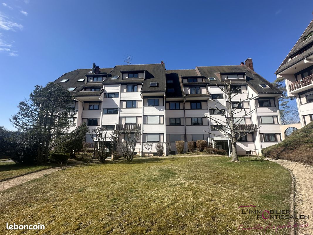 Appartement 2 pièces 56 m² · à Pontarlier · 56 m² · 930 €