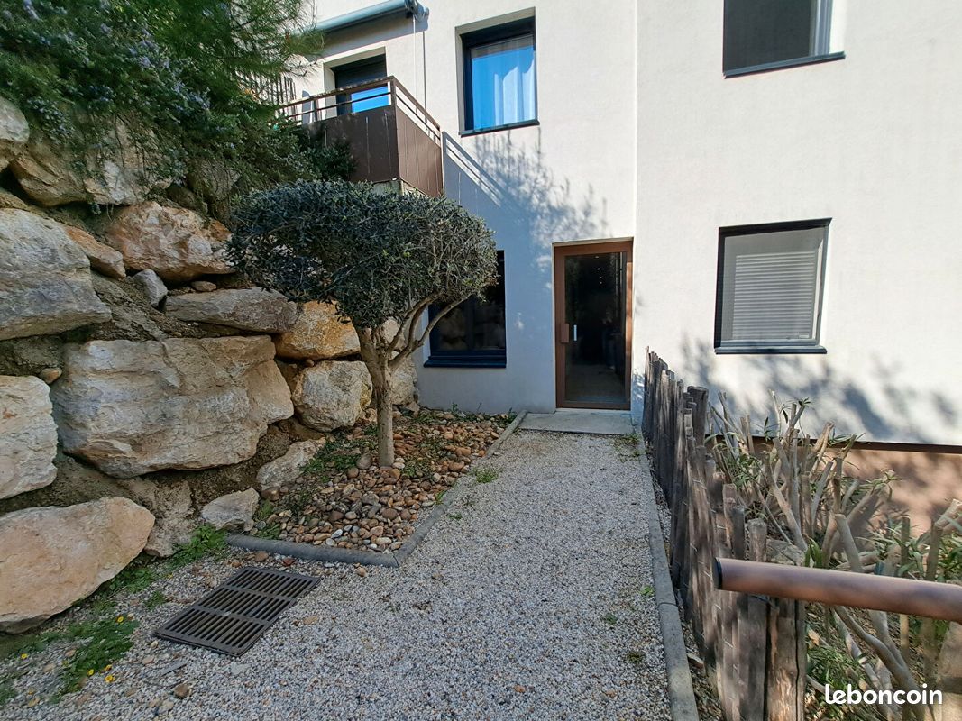 Appartement 1 pièce 22 m² · à Villeneuve-lès-Avignon · 22 m² · 550 €/mois