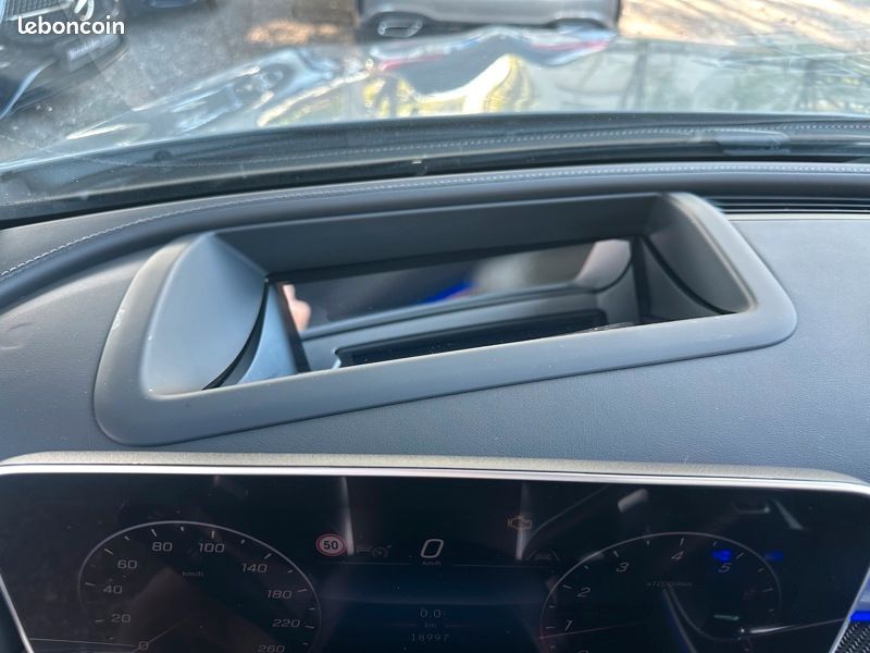 Mercedes CLE Cabriolet 450 4MATIC AMG Line (image 22)