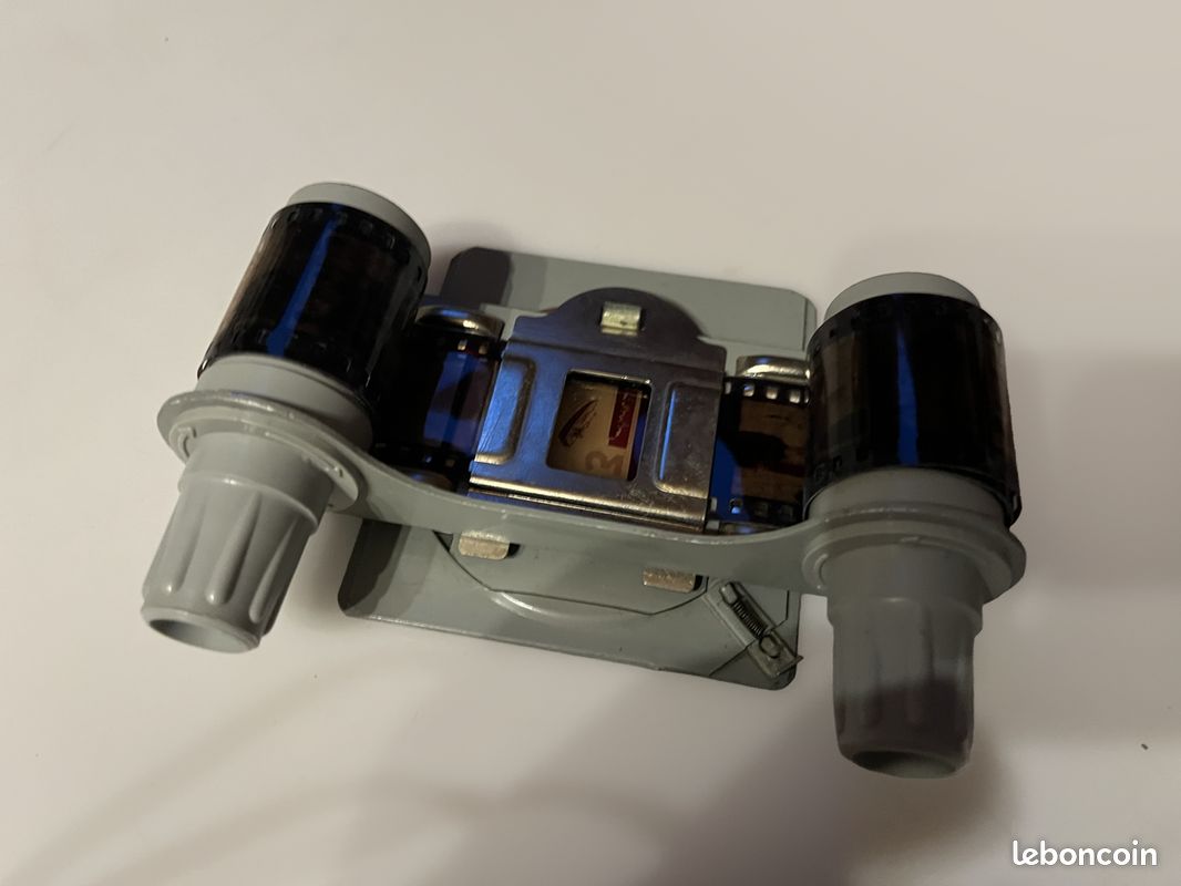 Projecteur De Diapos Vintage CRAT R SOM BERTHIOT 1:2-8F=105 - Avec Mallette