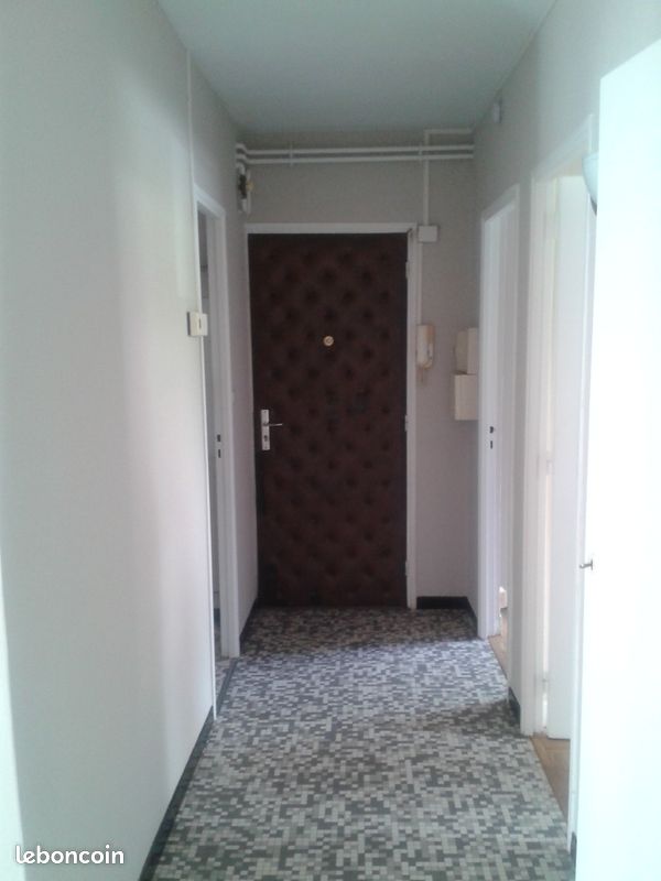 Appartement 4 pièces 69 m² · à Meylan · 69 m² · 770 €