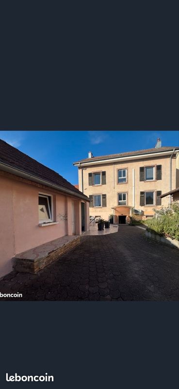 Maison 10 pièces 180 m² · à Mandeure · 180 m² · 190 000 €