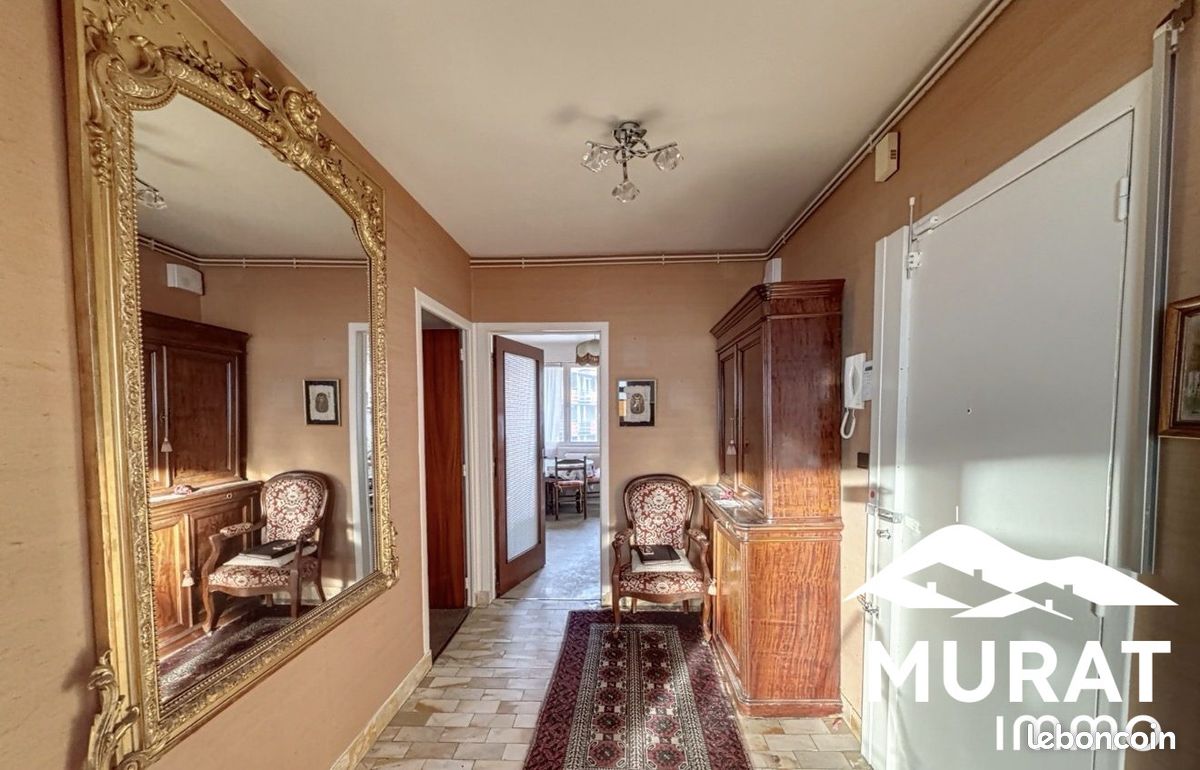 Appartement 6 pièces 102 m² · à Clermont-Ferrand · 102 m² · 255 000 €