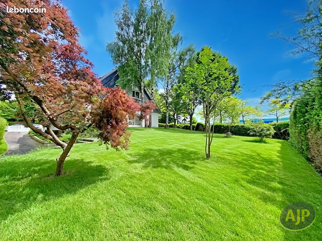 Maison 7 pièces 230 m² · à Pacé · 230 m² · 443 000 €