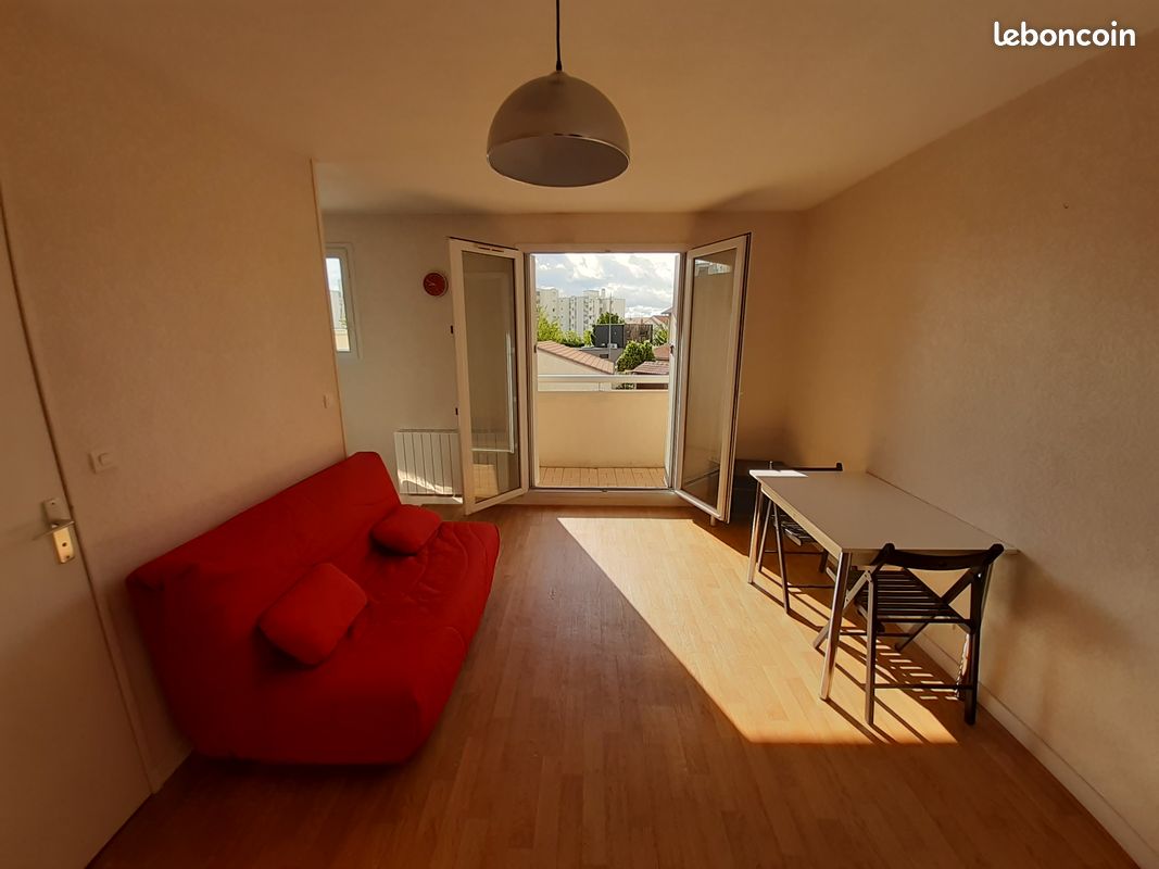 Appartement 1 pièce 21 m² · à Clermont-Ferrand · 21,4 m² · 400 €