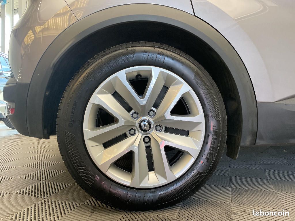Renault Captur E-Tech 145 - 21 Business (image 24)