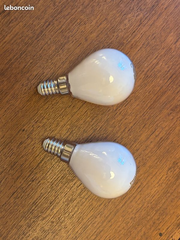 Ampoules e14/G45 LED PHILIPS équivalent 40W blanc chaud (image 1)