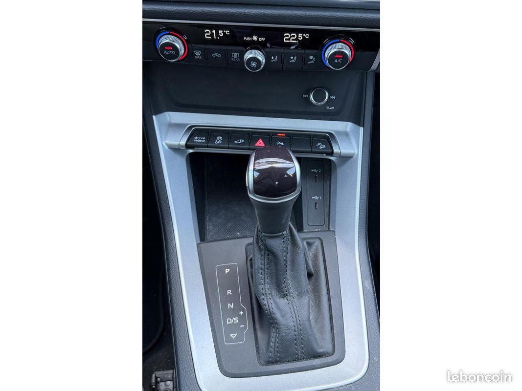 AUDI Q3 45 TFSI e 245ch Design S tronic 6 (image 18)