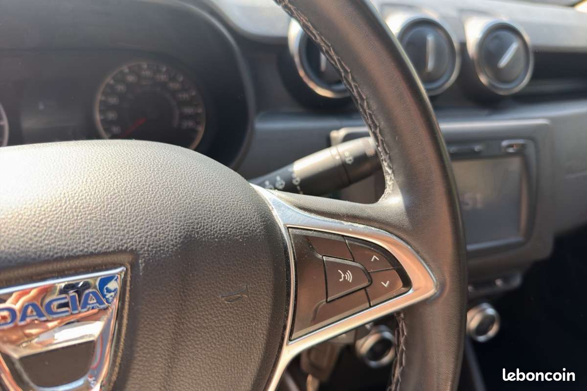 Dacia Duster 1.5 DCI 110 4X4 PRESTIGE (image 9)