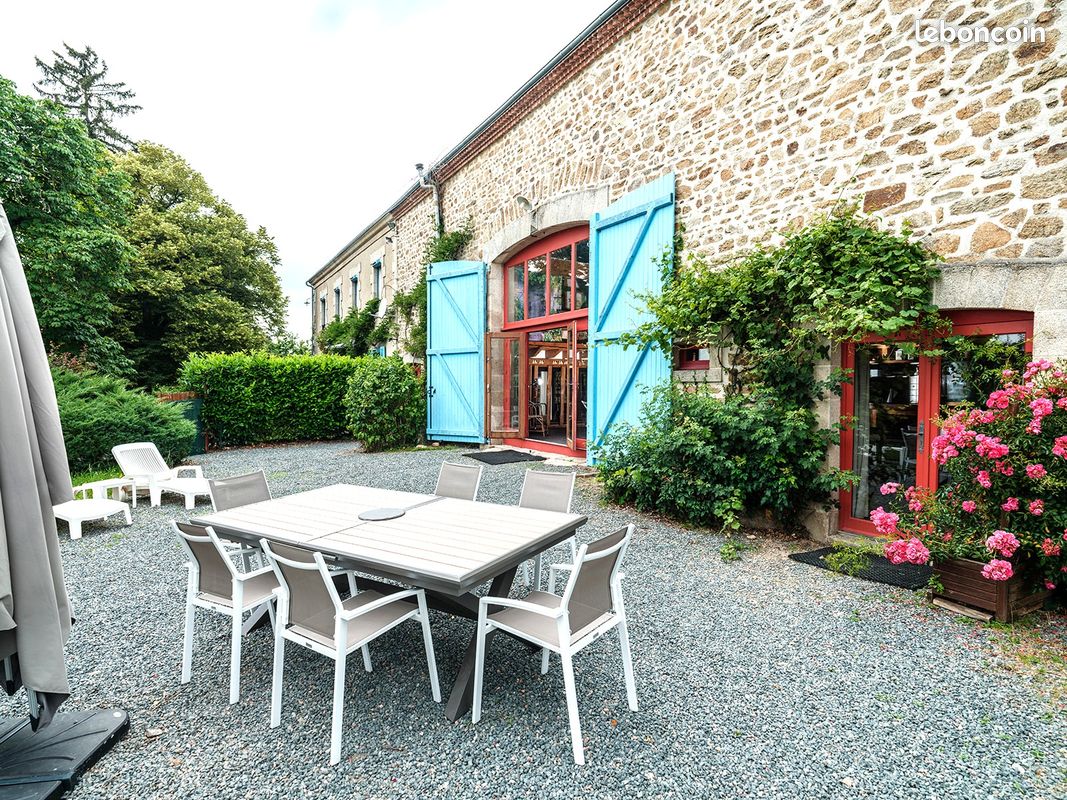 Gîte piscine intérieure privée couverte chauffée - Etang de pêche - Terrain clos - Animaux acceptés. En Creuse, entre Limousin et Berry. Ouvert vacances Toussaint (image 13)