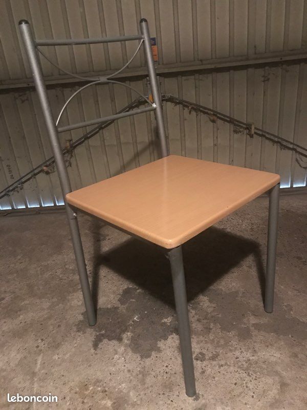 Chaise URGENT (image 2)