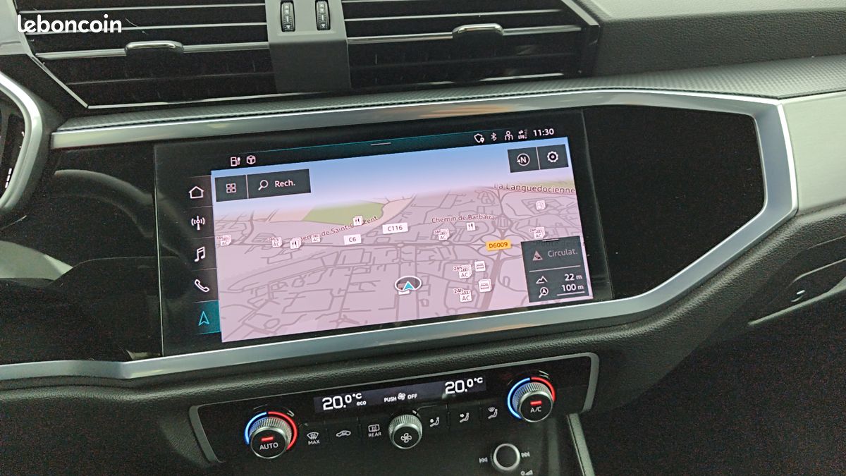 AUDI Q3 45 TFSIe 245 ch S tronic 6 S line + Hayon Elec + camera 360° + smartphone interface (image 18)