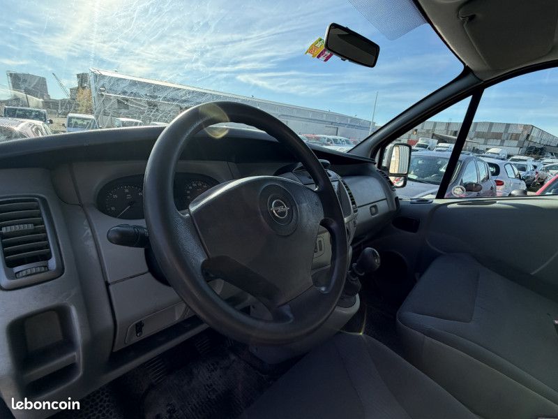 Opel VIVARO FG F2900 M2 CDTI145 PACK CLIM PLATEAU (image 11)