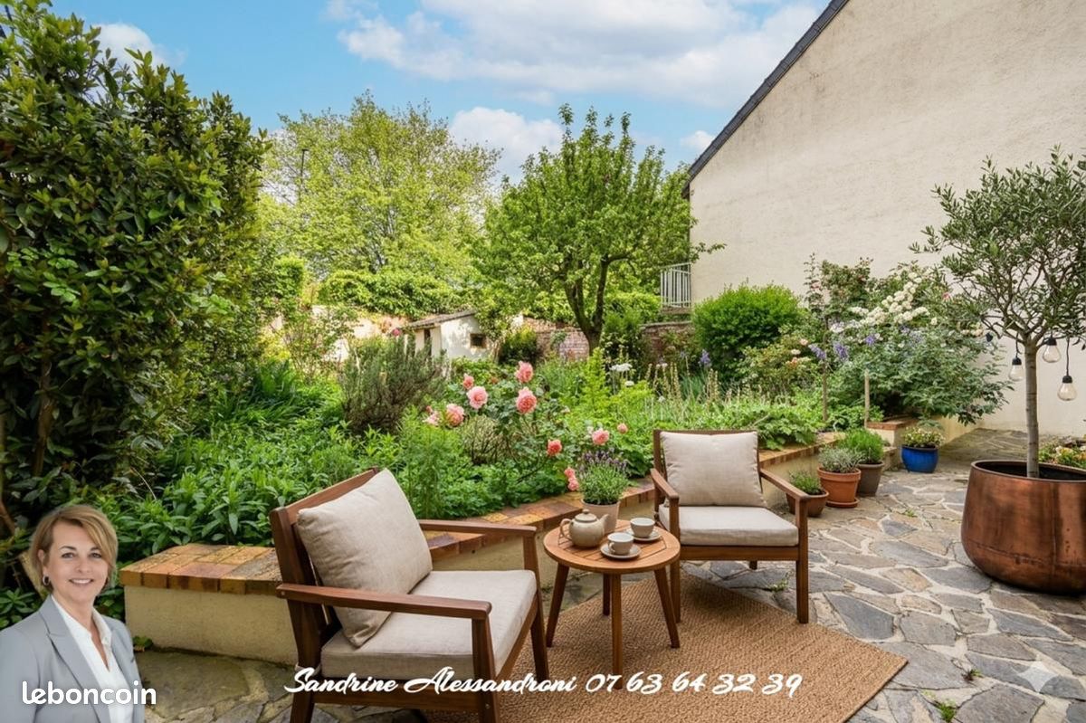 Maison 6 pièces 95 m² · à Vélizy-Villacoublay · 95 m² · 450 000 €