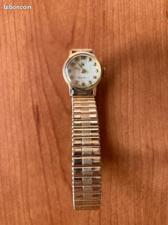 Montre mécanique femme vintage à restaurer ancienne, rétro