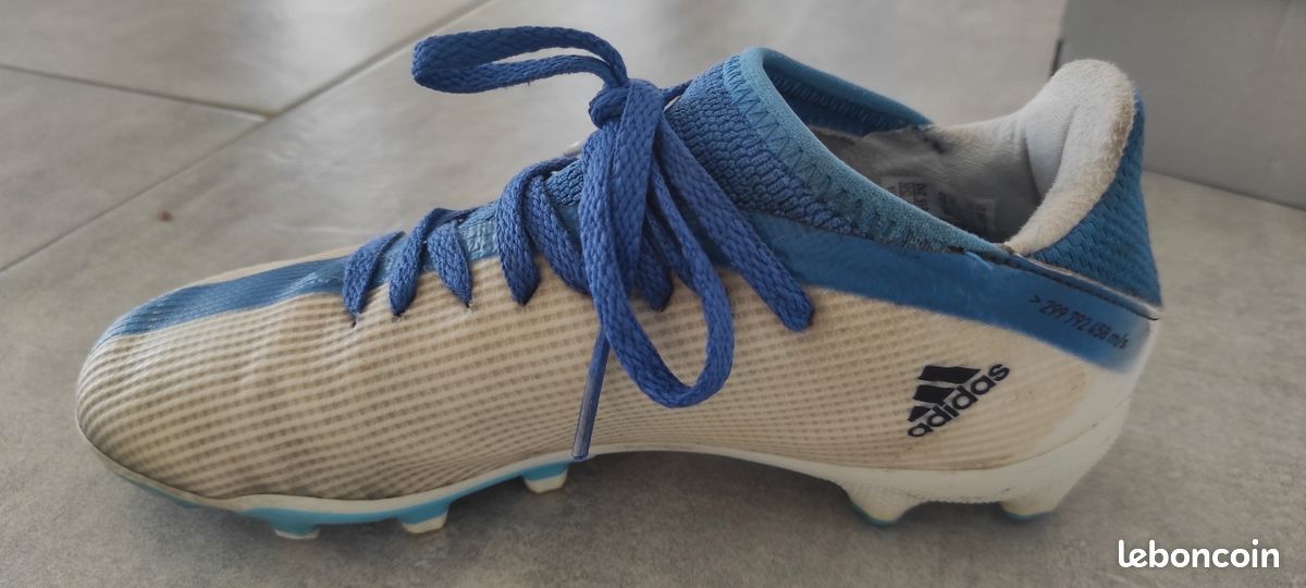Chaussure de foot (image 2)