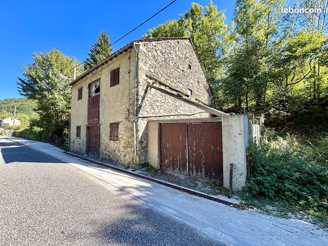 Maison 3 pièces 120 m² · à Illier-Et-Laramade · 120 m² · 49 500 €