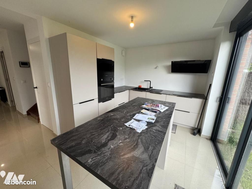 Maison 4 pièces 94 m² · à Villeneuve-d'Ascq · 94 m² · 1 850 €