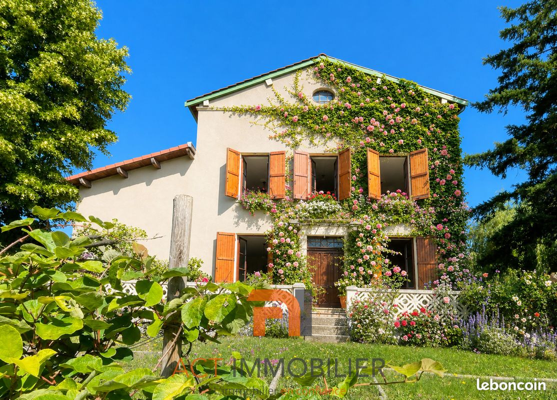 Maison 5 pièces 180 m² · à Savigny · 180 m² · 480 000 €