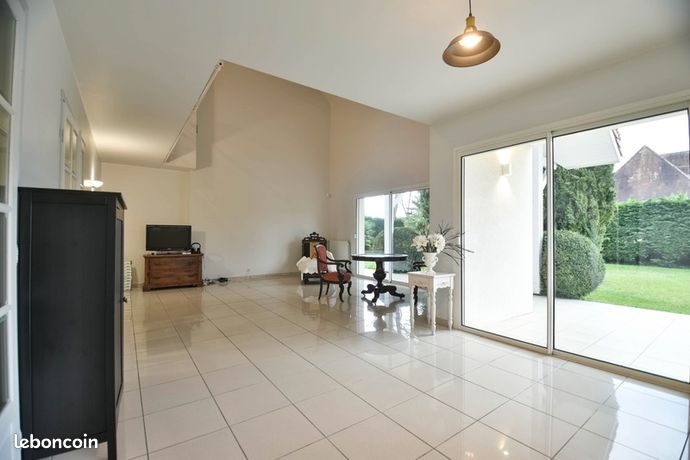 Maison 6 pièces 176 m²