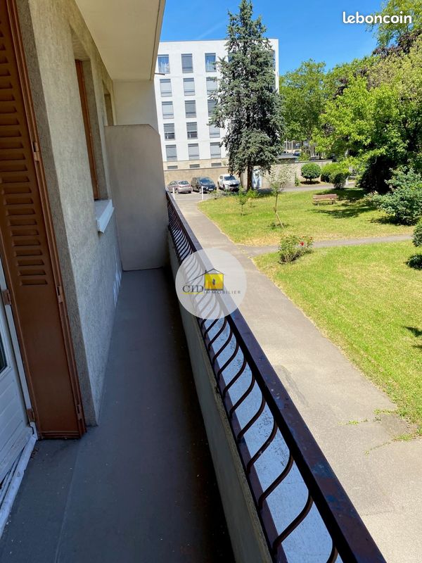 Appartement 3 pièces 67 m² · à Lyon · 67 m² · 990 €