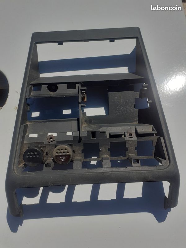 Console centrale 205 (image 1)