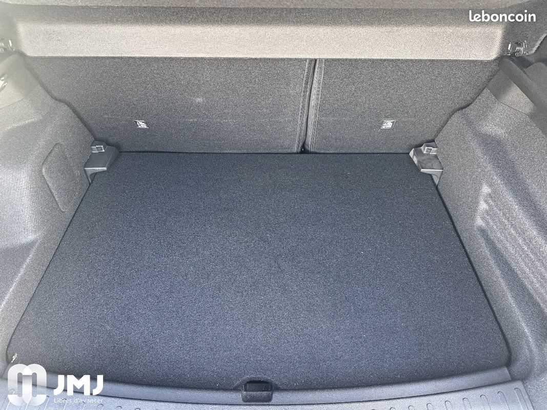 ALFA ROMEO Junior 1.2 Ibrida 145 ch e-DCT6 Q4 Premium (image 10)
