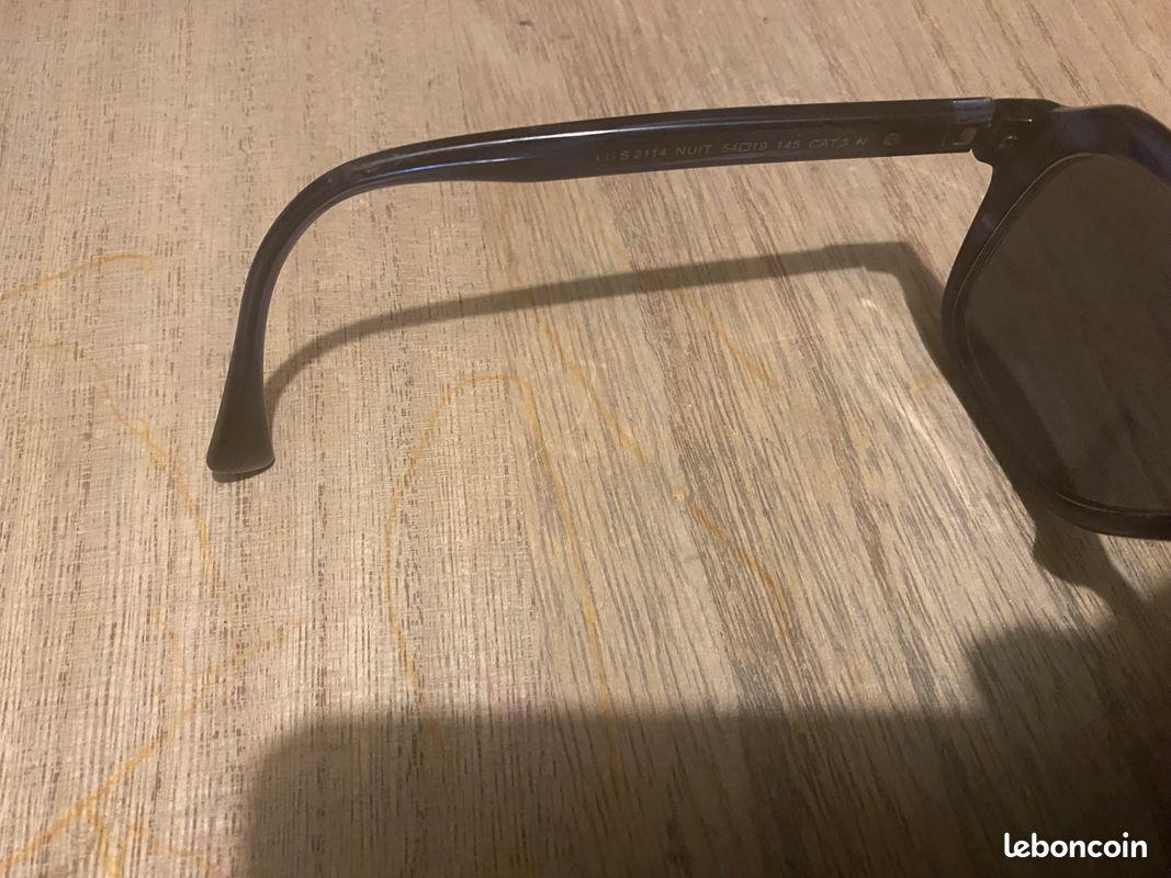 Lunette de grande marque (image 3)
