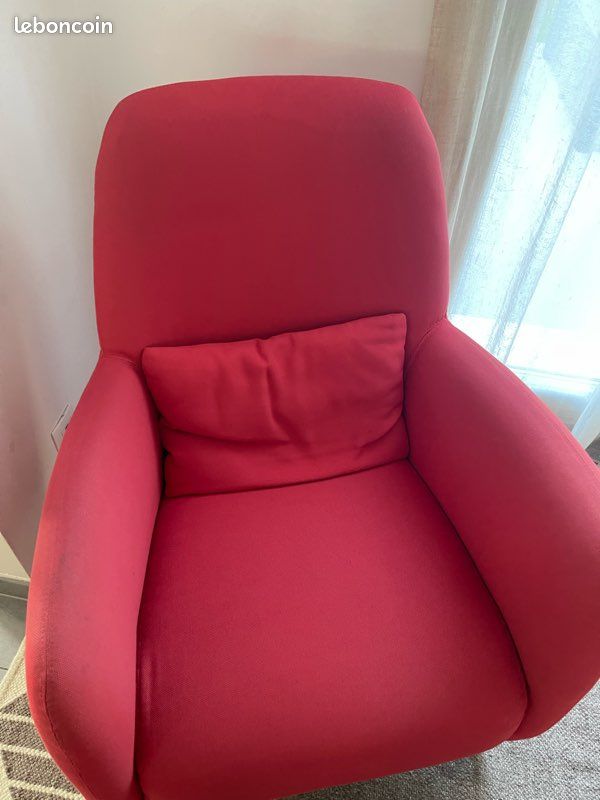 Fauteuil HABITAT Antoine – Design – Rouge – Confortable (image 3)