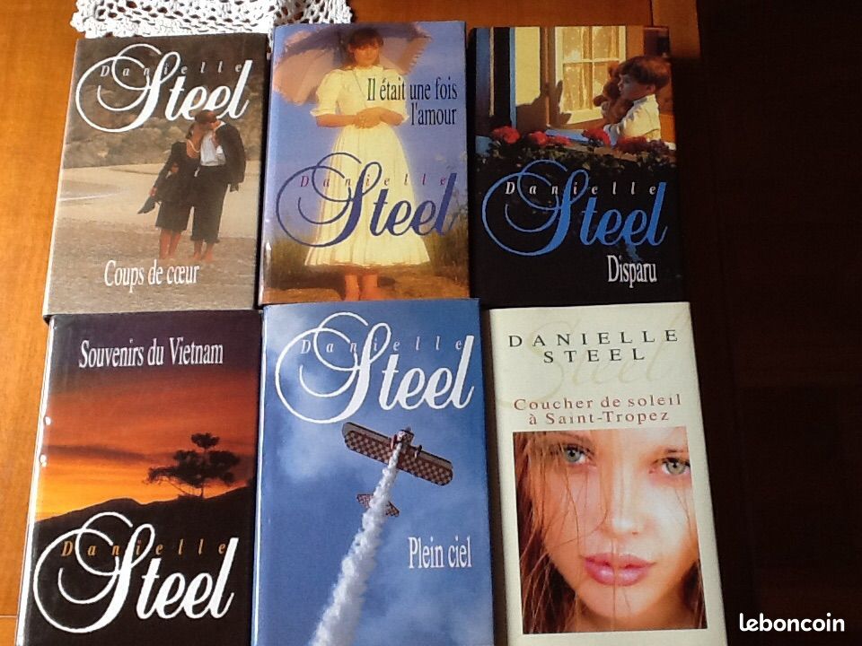 Danielle Steel (image 1)