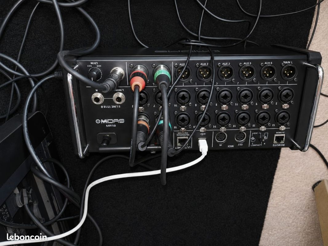 MR18 Midas 18p USB Mixer + Carte Son +Bag (image 4)