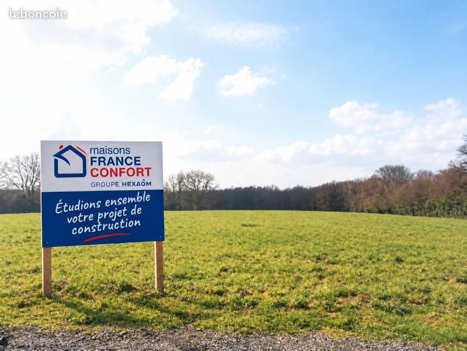 Terrain 650 m² · à Monts · 87 000 €