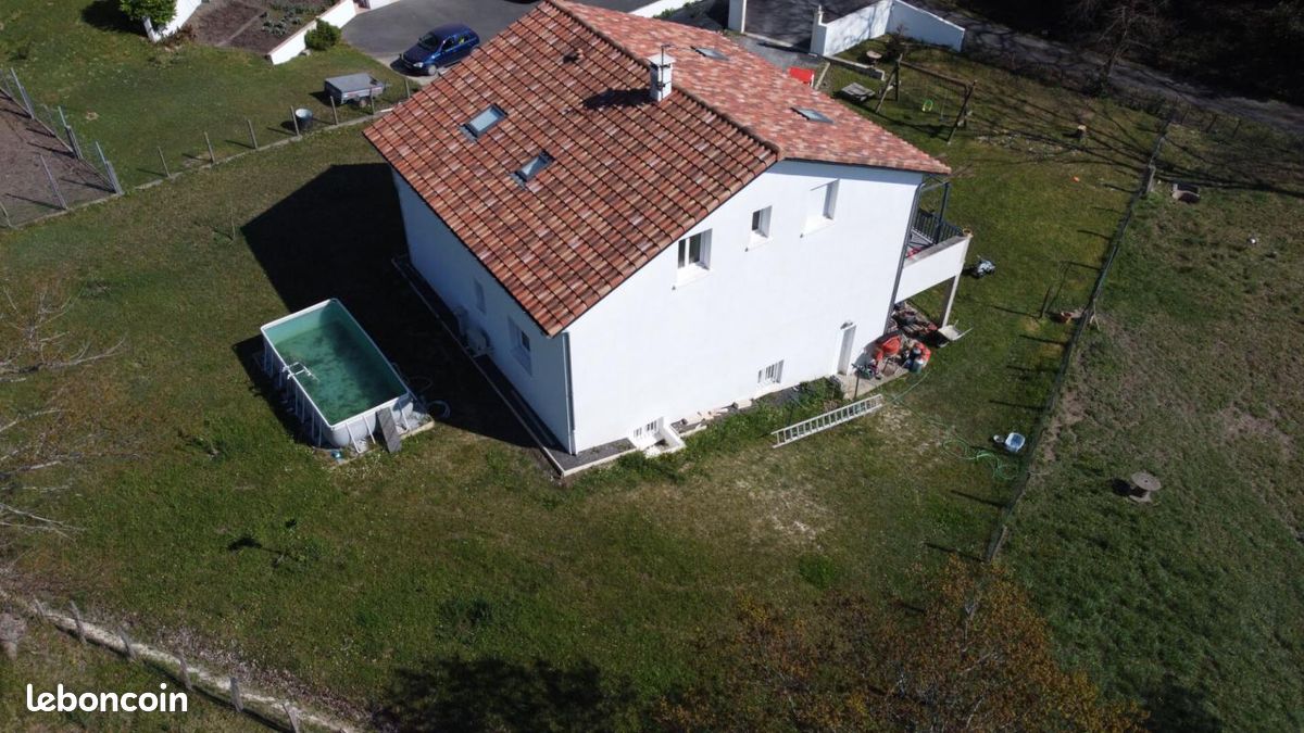 Maison 9 pièces 167 m² - Urcuit 64990 (image principale 15)