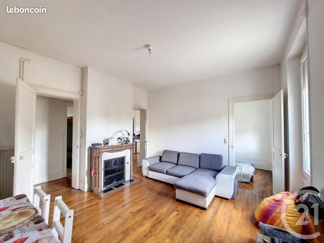 Appartement 2 pièces 49 m² · à La Chapelle-Saint-Luc · 49 m² · 442 €