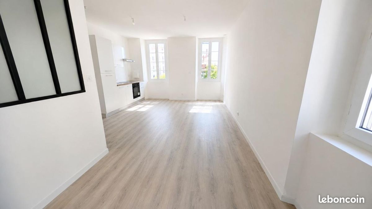 Appartement 1 pièce 27 m² · à Toulon · 27 m² · 119 000 €