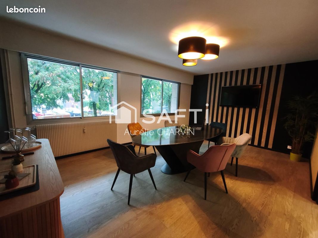 Appartement 5 pièces 100 m² · à Lons-le-Saunier · 100 m² · 163 000 €