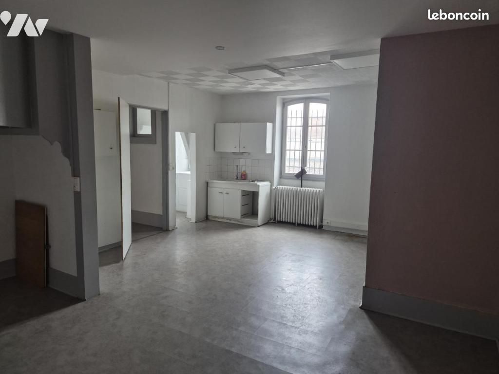 Appartement 132 m² · à Marnay · 132 m² · 110 000 €