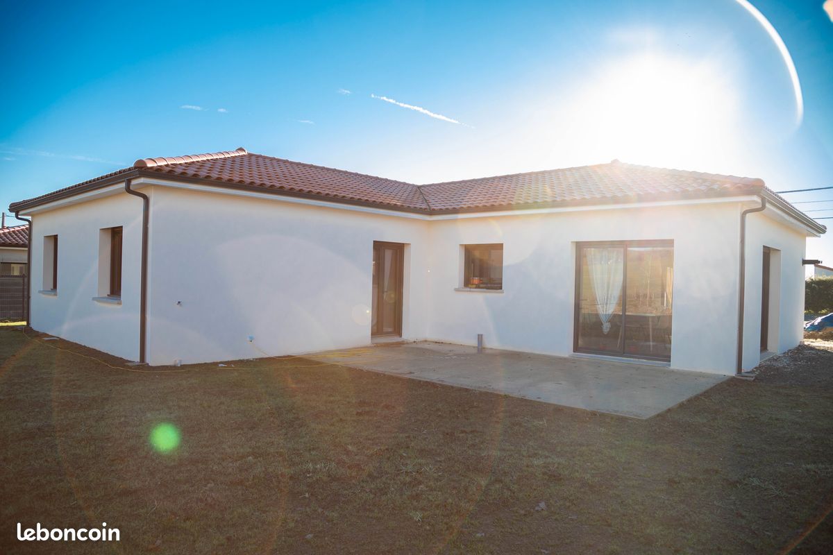 Maison 5 pièces 100 m² · à Lezoux · 100 m² · 298 000 €
