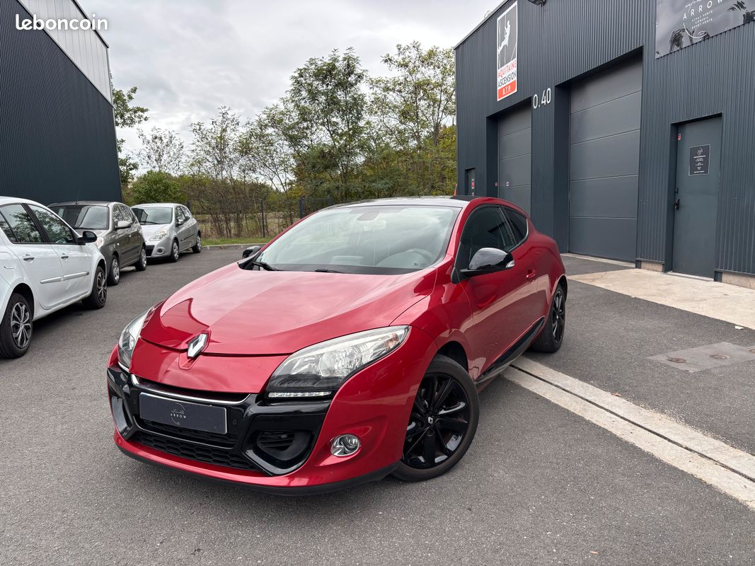 RENAULT Mégane III 1.6 DCi 130ch Bose - Garantie 6 mois - Entretien complet ✅ (image 14)