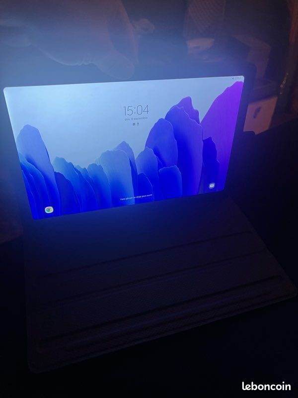 Tablette Samsung Galaxy Tab A7 - SM-T500 - Très bon état (image 4)