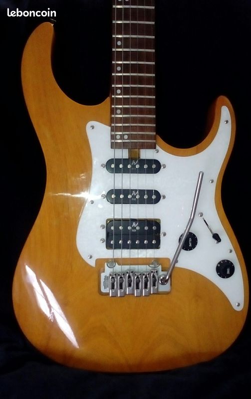 Washburn Mercury II Super-Strat (image 1)