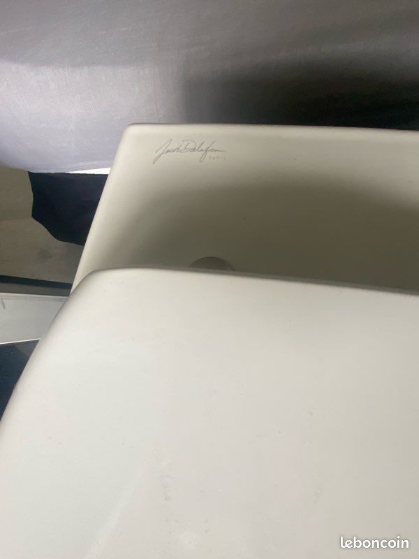 Toilette suspendu (image 3)
