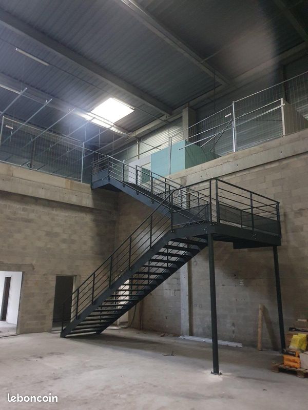 ESCALIER métallique sur mesure (image 6)