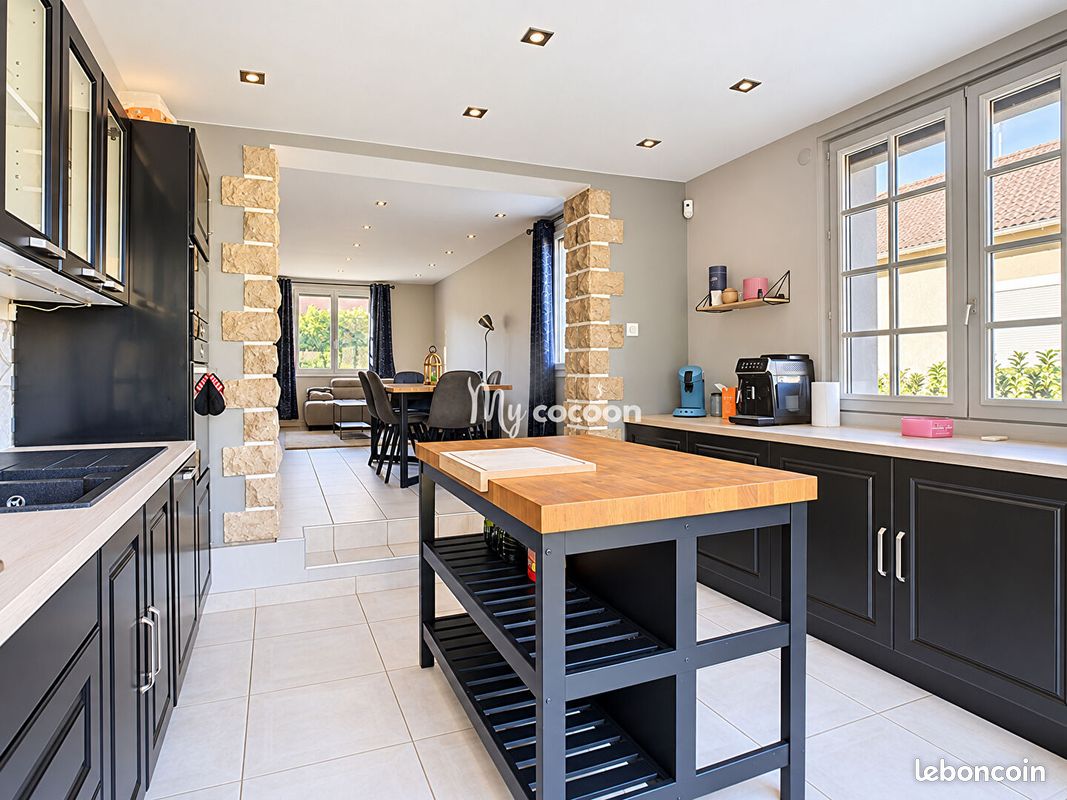Maison 4 pièces 90 m² · à Ambérieu-en-Bugey · 90 m² · 245 000 €