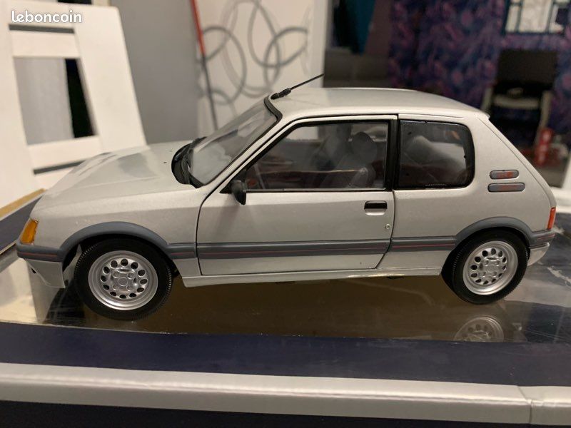 Norev 1/18 Peugeot 205 Gti 1.6 (image 2)
