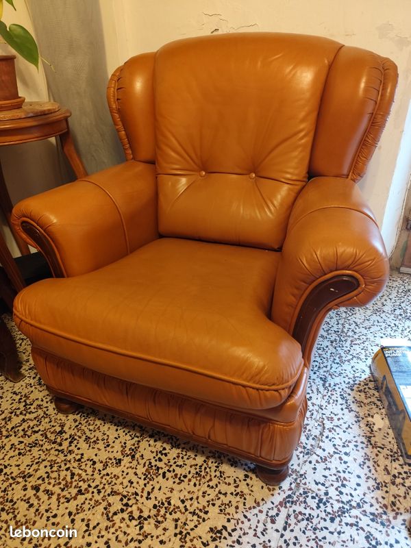 Canapé simili cuir + 2 fauteuils (image 5)