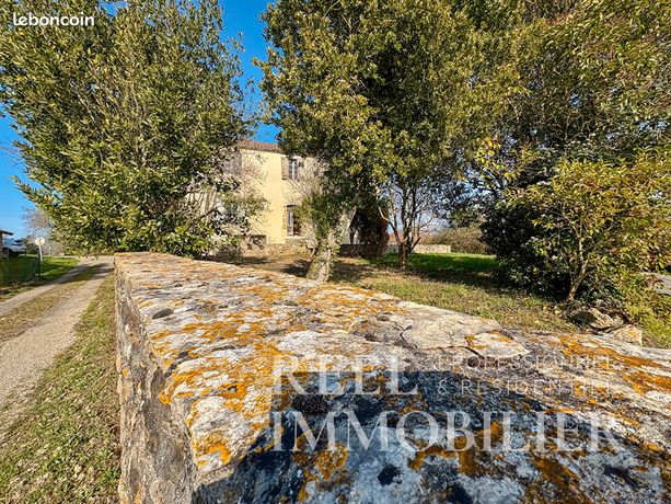 Maison 7 pièces 260 m²
